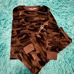 Carter's Camoflauge Sleepwear Set (soft like velvet texture)